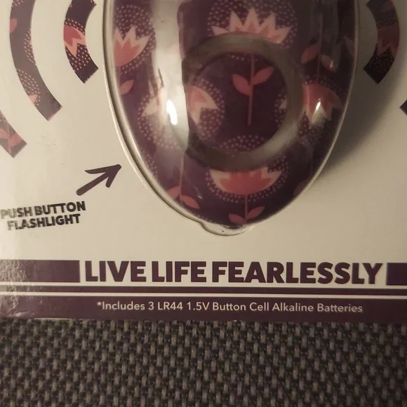 Mini Alarm with LED Flashlight - Purple Floral motif - Picture 5 of 5